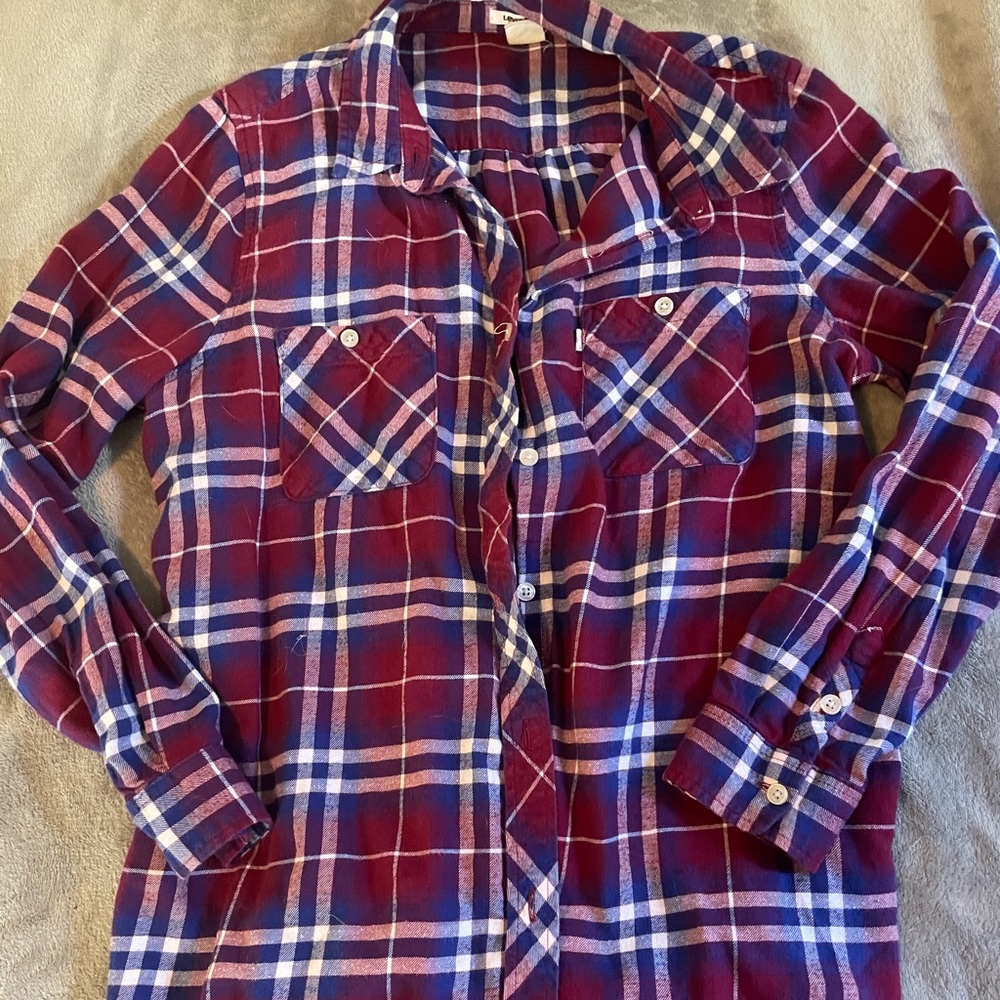 Levi’s flannel